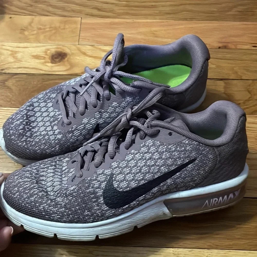 Purple Nike air max